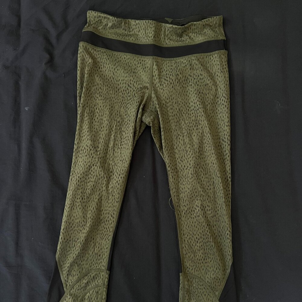 Lululemon Cropped Leggings size 4